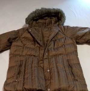 Columbia ladies down jacket sz large